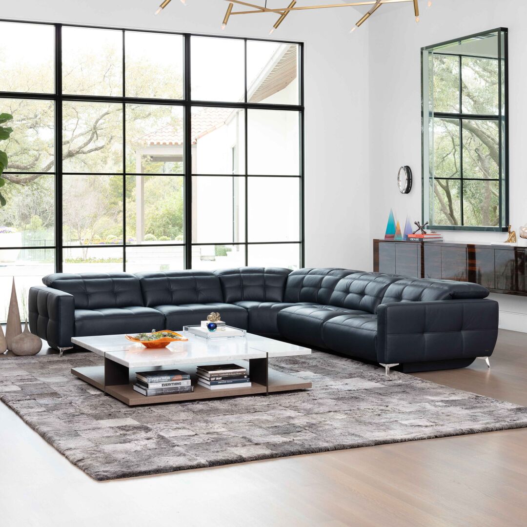 Leather Sofas And Sectionals Archives
