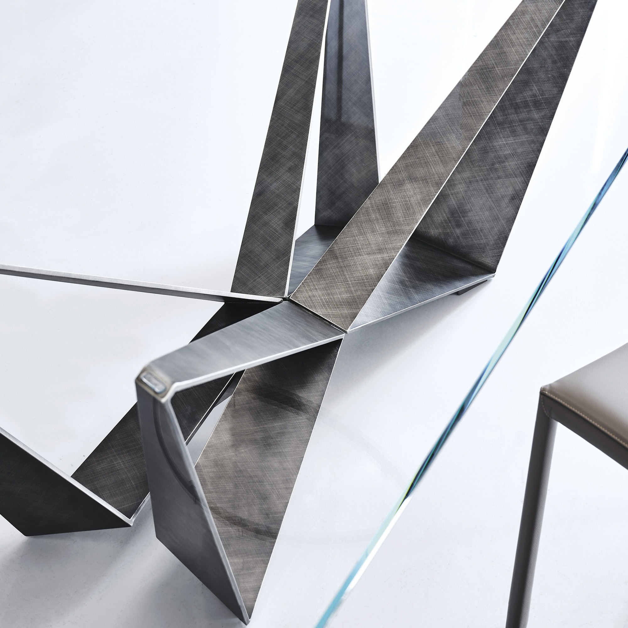 Skorpio Dining Table - cattelanitalia-skorpiodiningtable-2