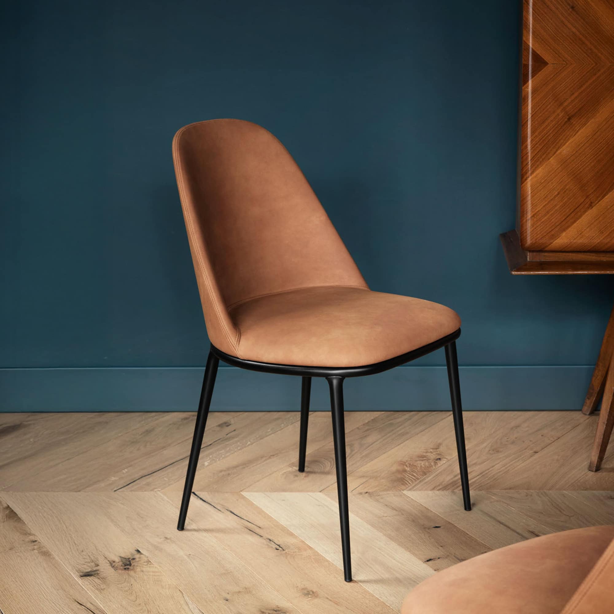 Oslo Dining Chair - midj-leadiningchair-1