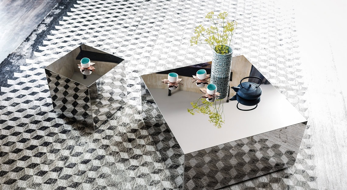 Inspiration - SKG_November_How_To_Accessorize_Coffee_Table_Console_1