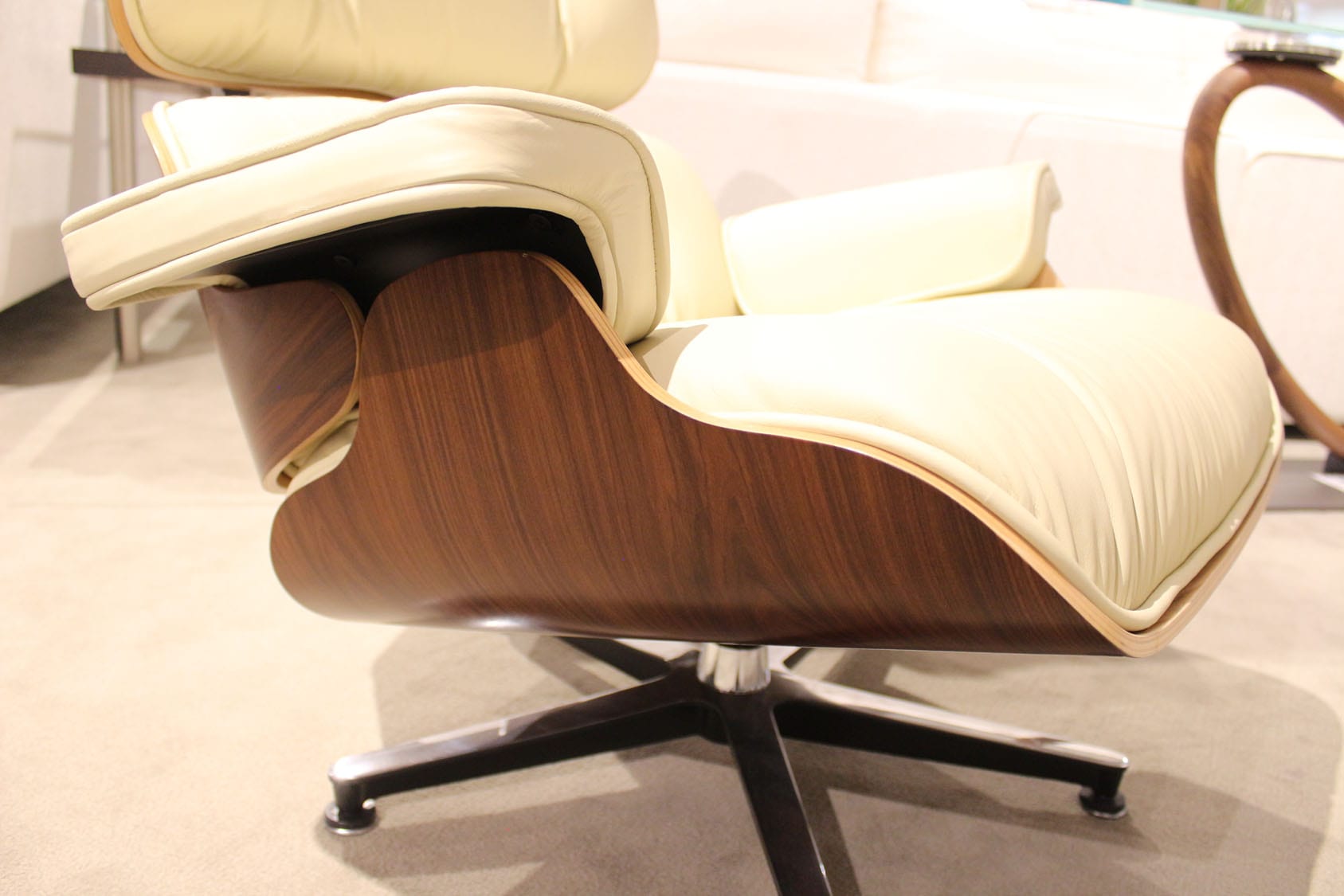 Eames Chair 4 
