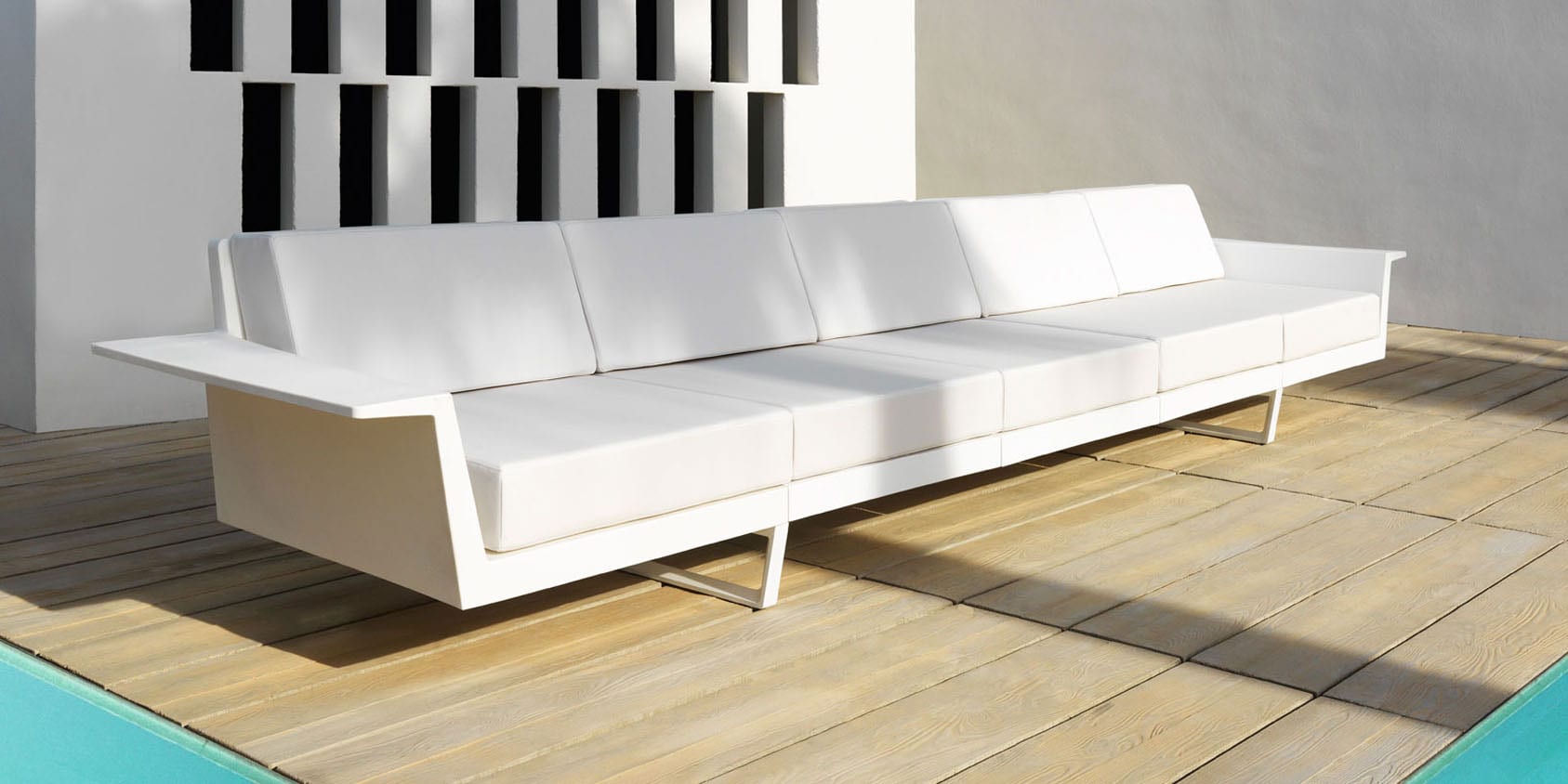 Flat 4 Seater - Flat_4_Seater_Hero