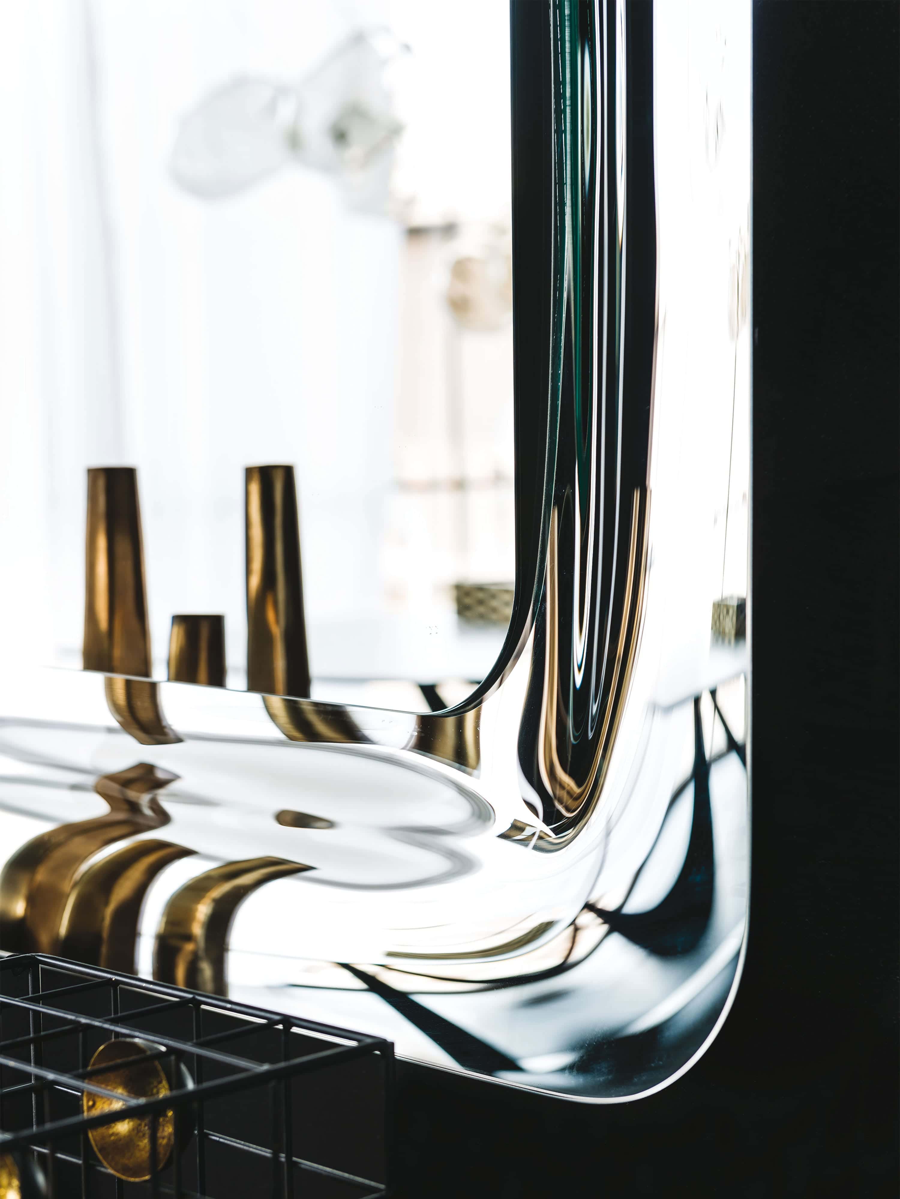Glenn Mirror - glenn_mirror_2