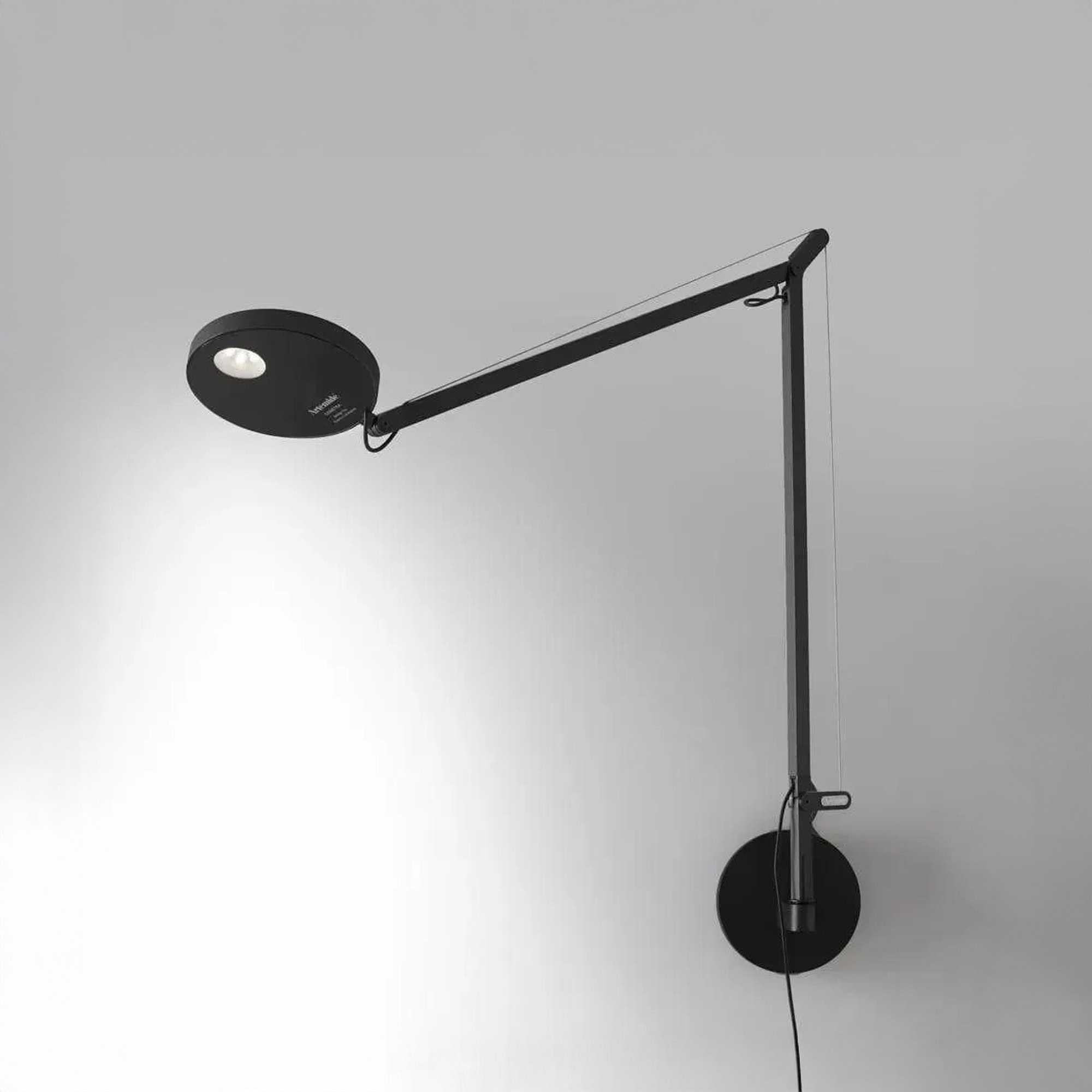 Skydro Ceiling Light - artemide-demetrawalllamp-1