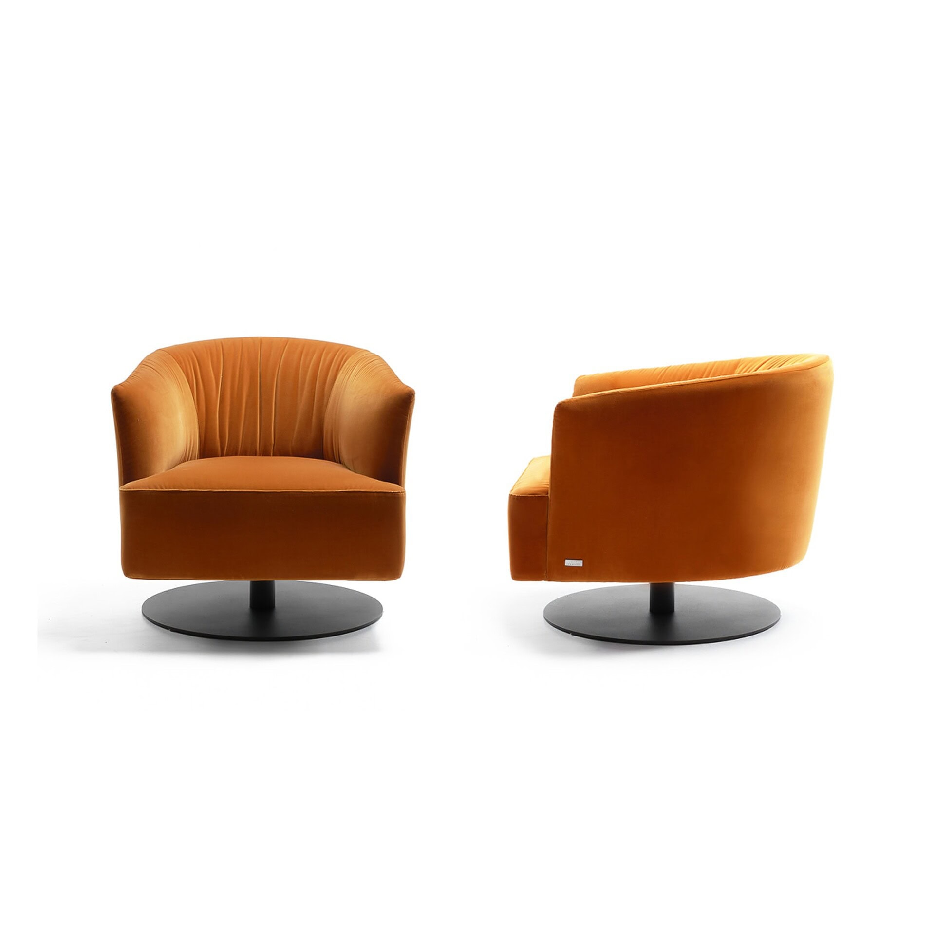 Front and rear views of the Nicoline Diga Swivel Chair highlighting its enveloping silhouette and 360° swivel base.