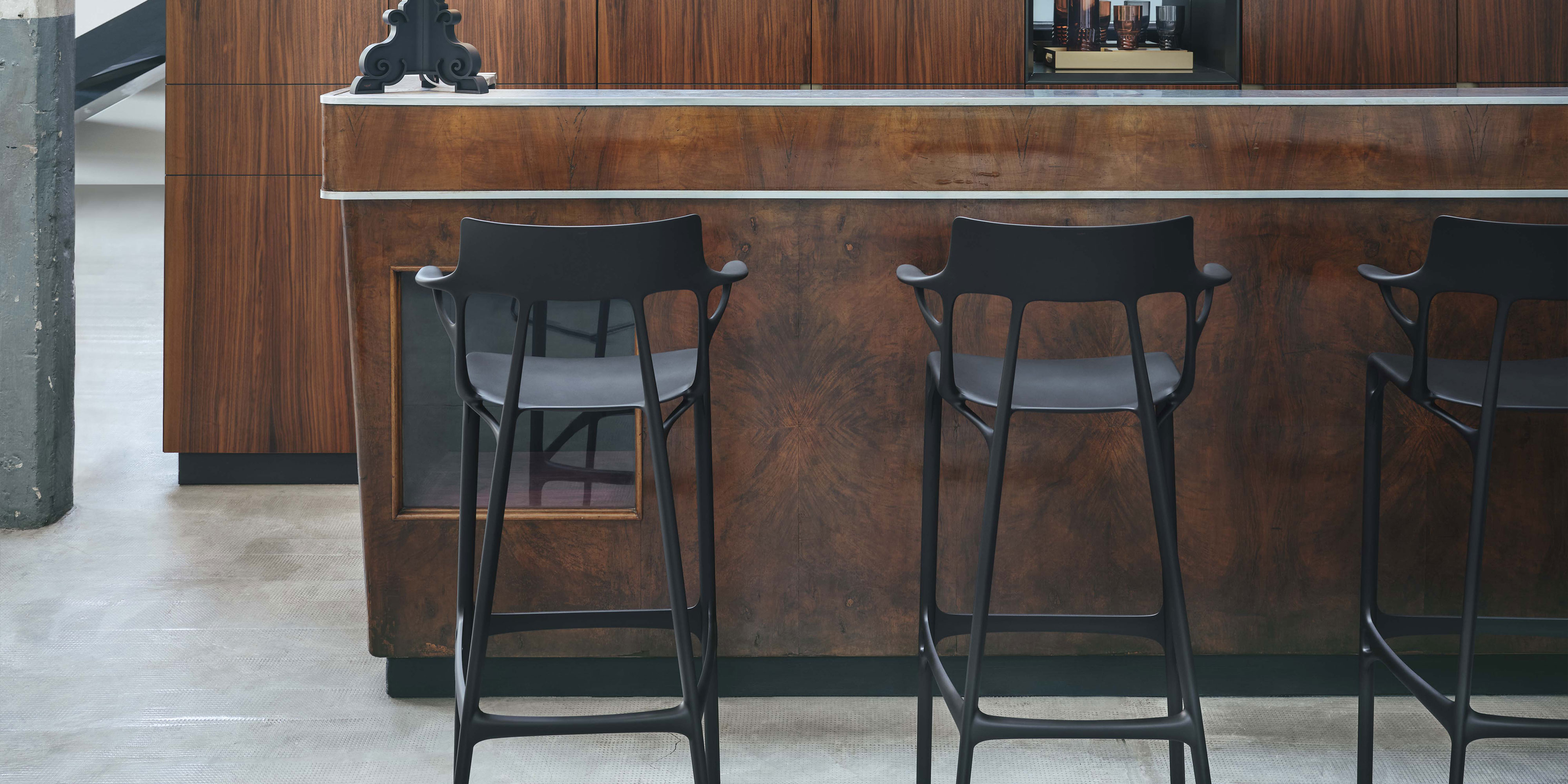 Exploring the Future of Furniture: The Rise of 3D Printing - kartell-ai-stool-hero-1