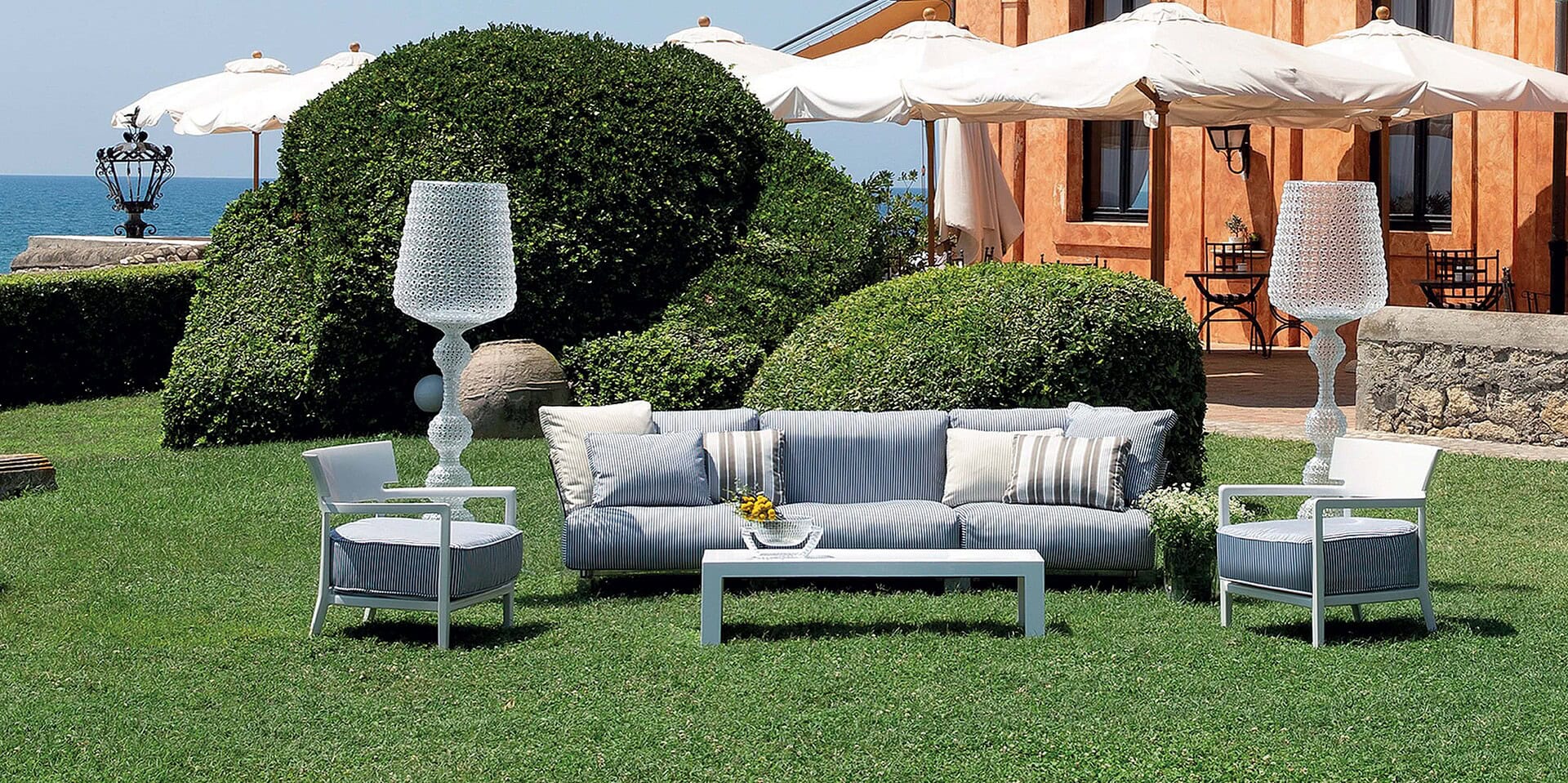 pop outdoor 3 seater sofa hero