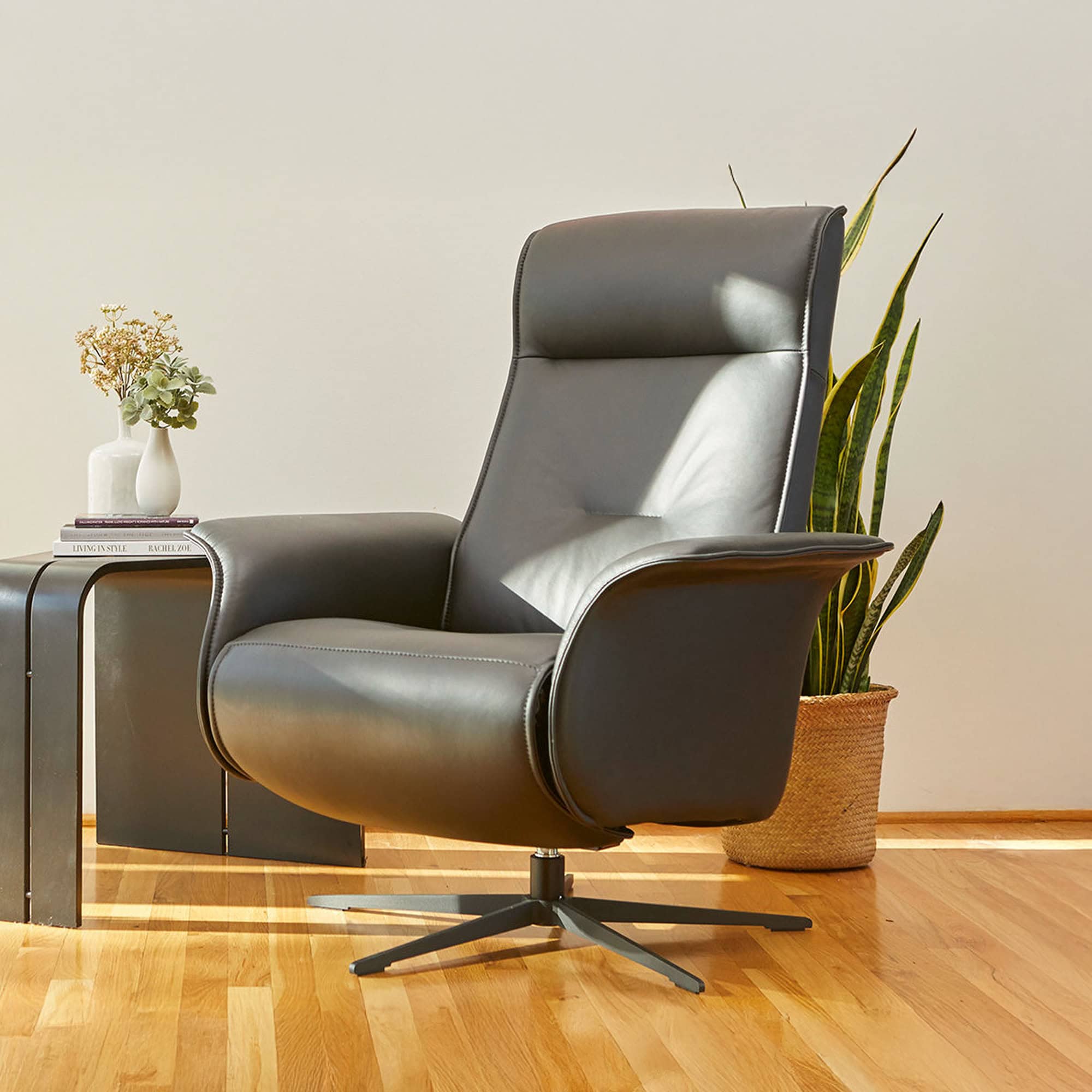 Falcon Recliner - fjords-finnrecliner-1