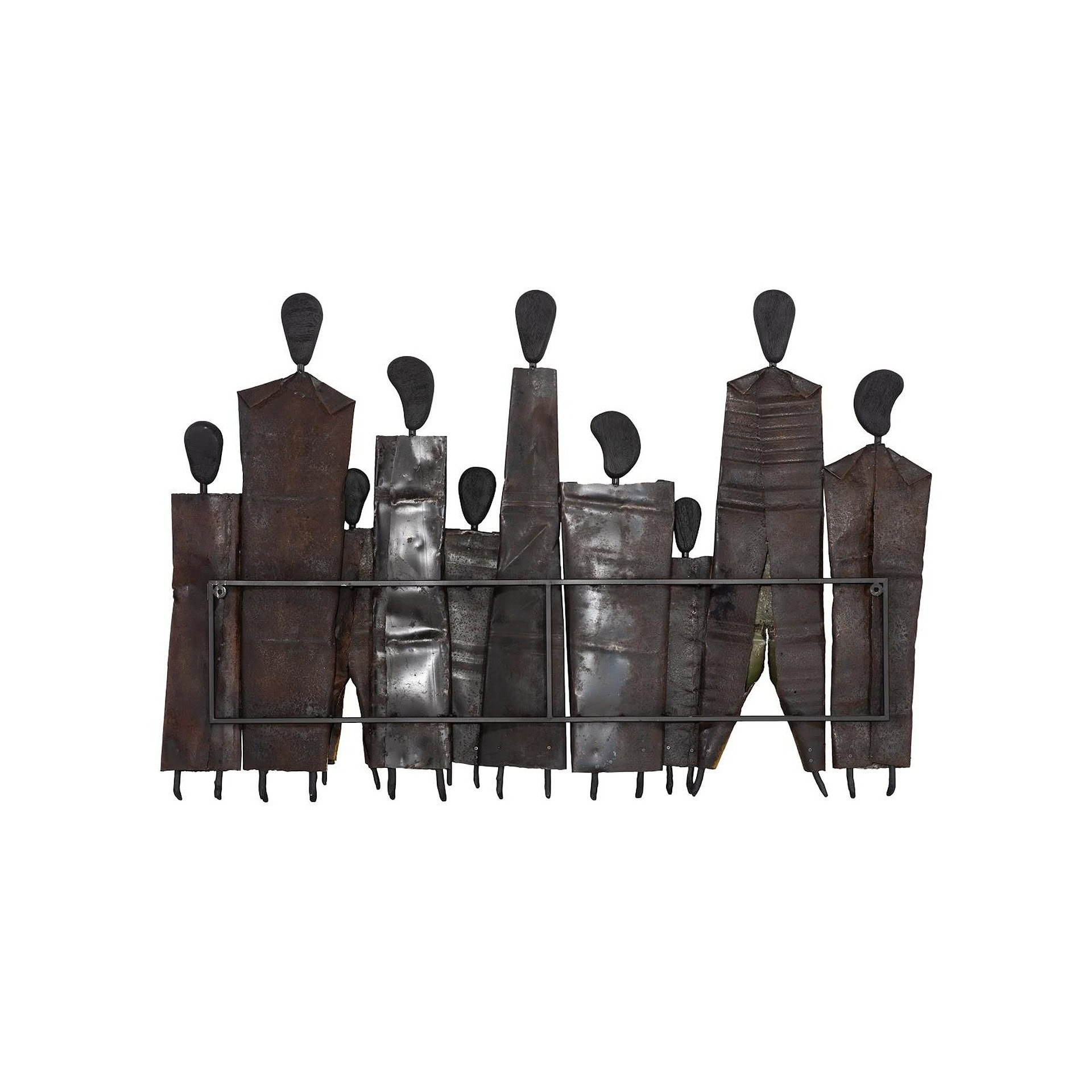 Unique metal wall art featuring abstract human figures, perfect for modern home decor.