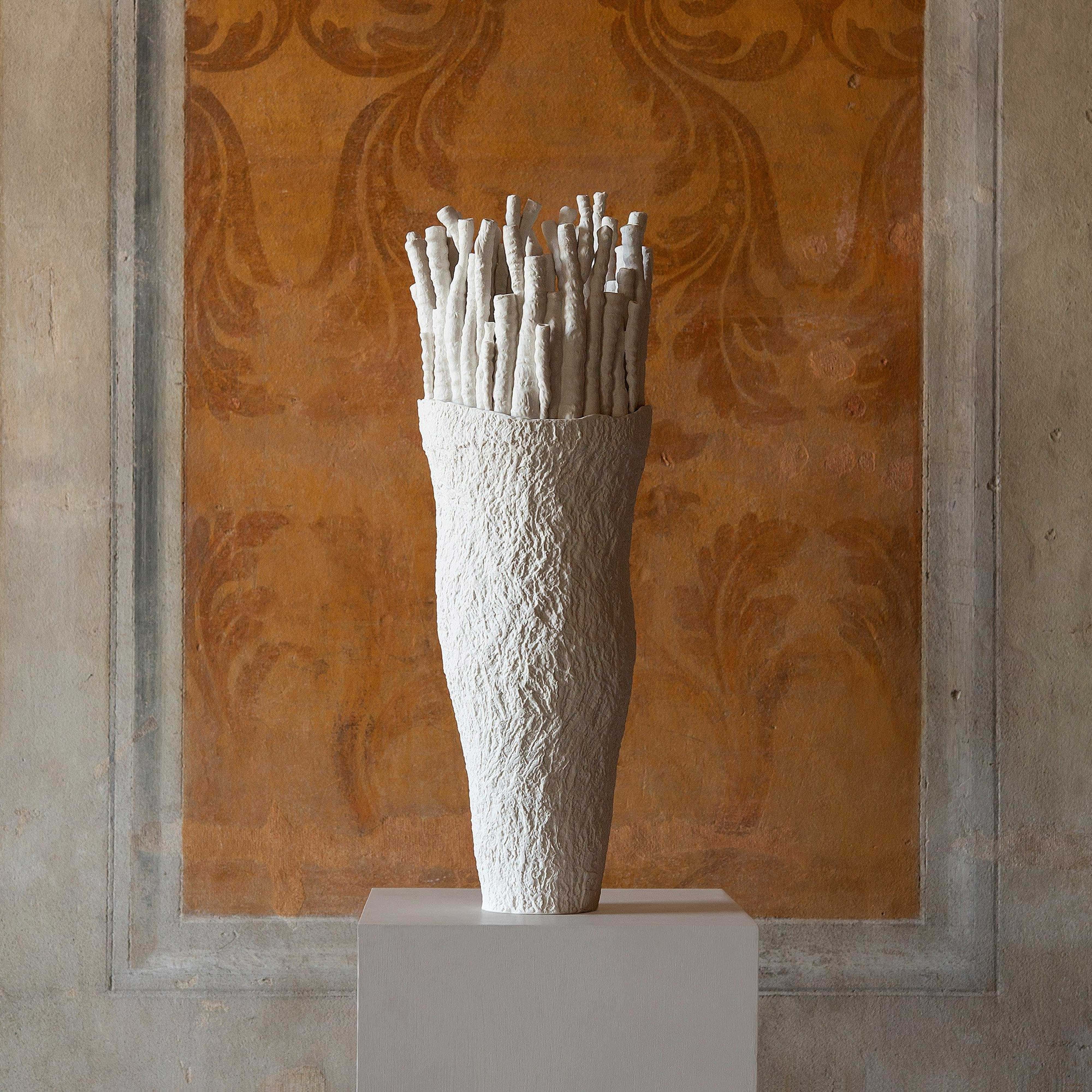 Akanthos Vase - fos-akanthos-vase-1