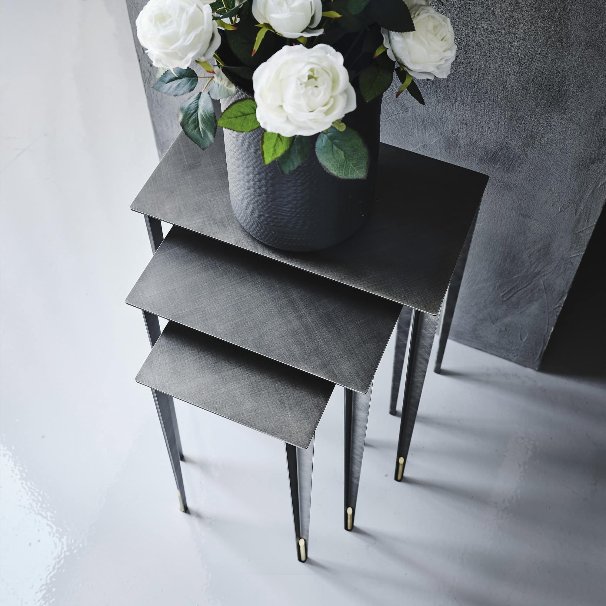 Arena Coffee Table - cattelanitalia-spillocoffeetable-3