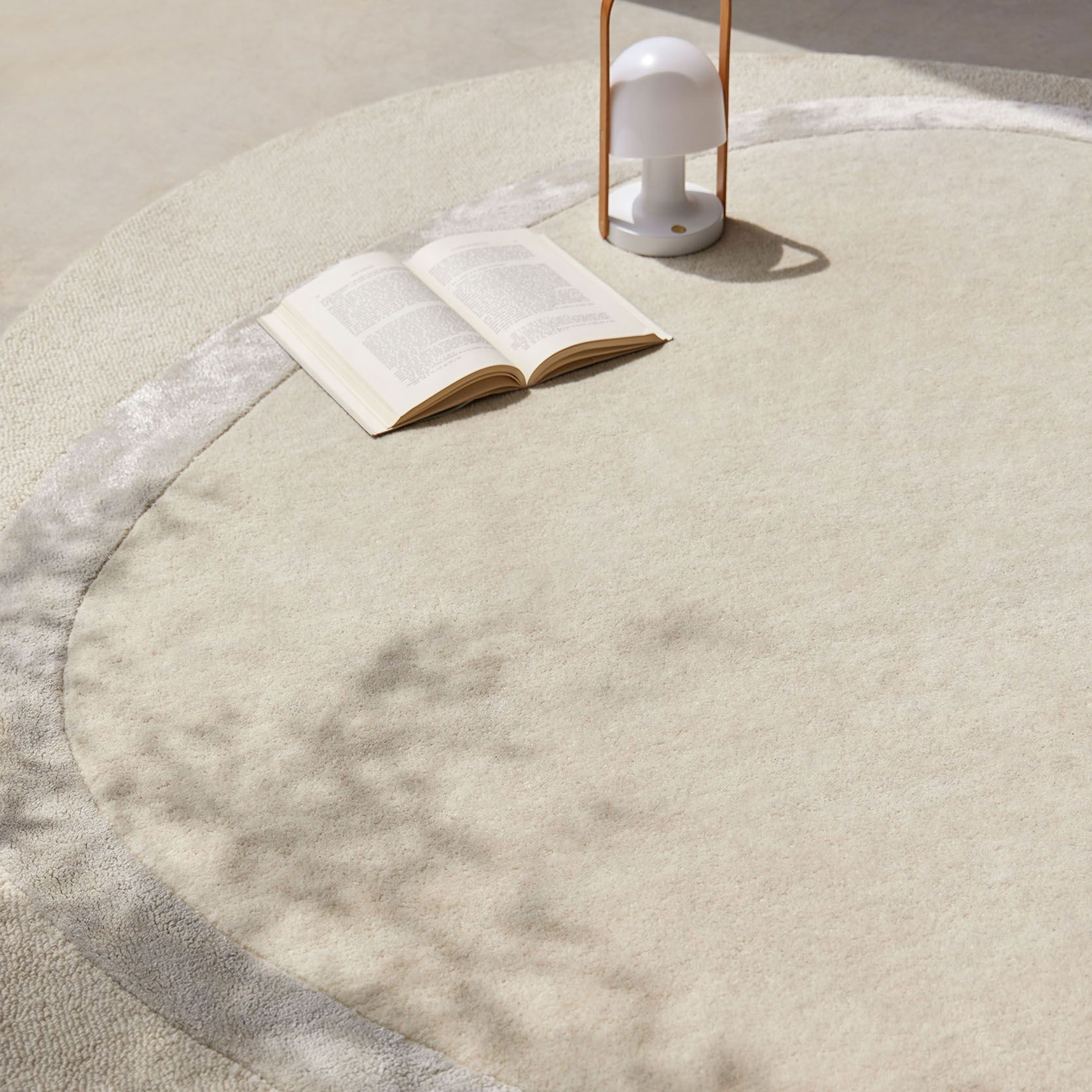 Impressively Irregular: Freeform Designs - kuatro-aura-rug-other1