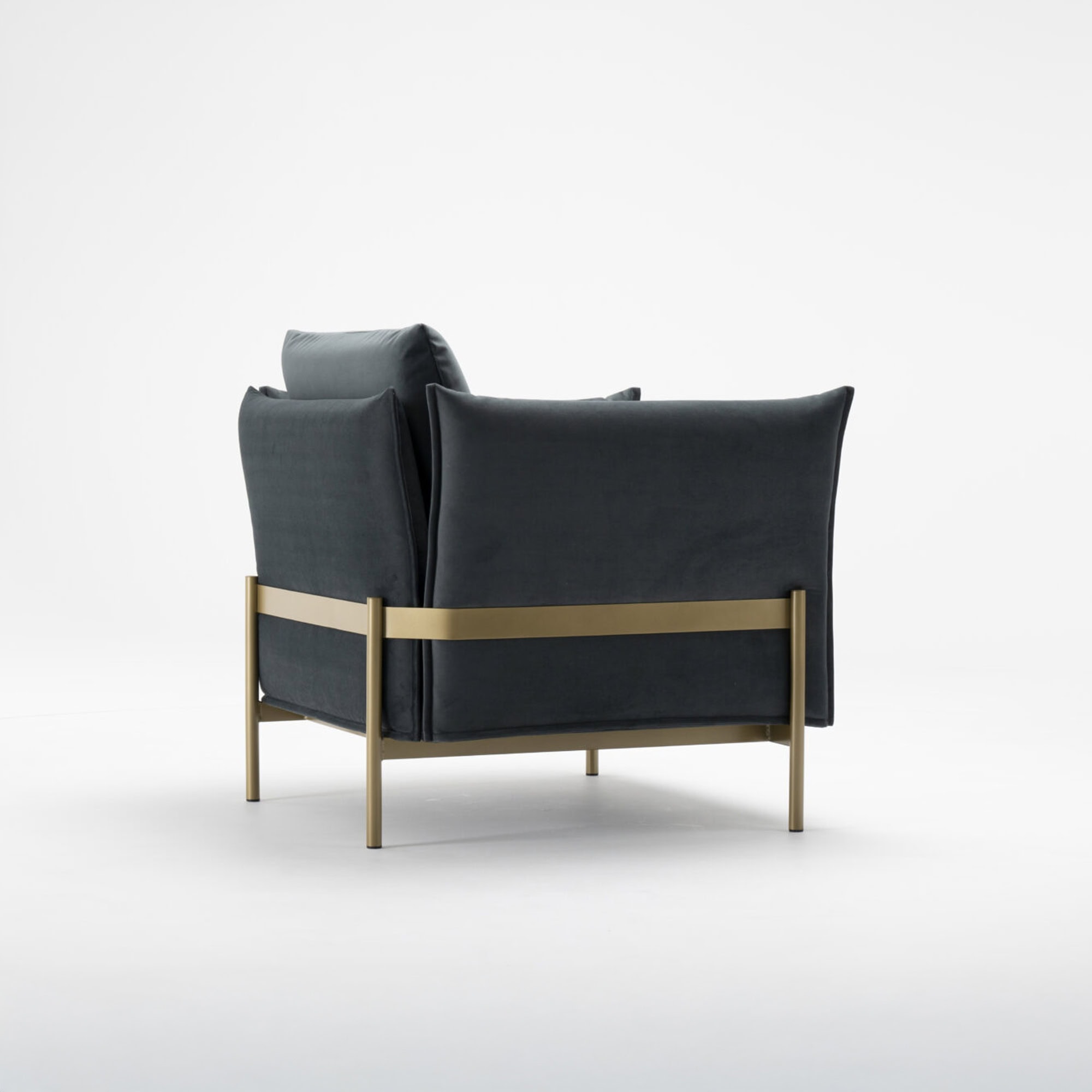 Le Beaumont Lounge Chair - trica-lebeaumontloungechair-4