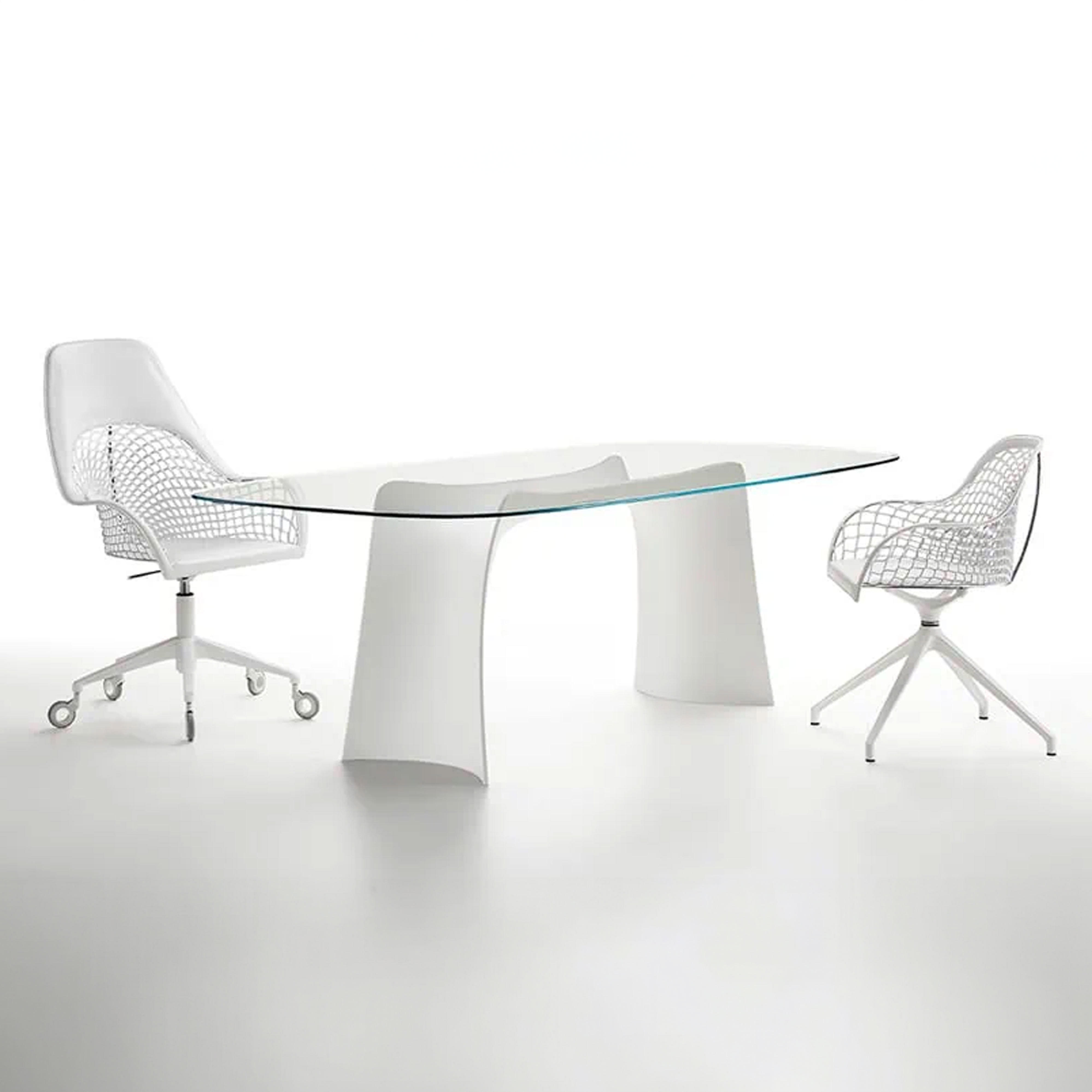 Crafting the Perfect Home Office - Guapa_Office_Chair_Hero