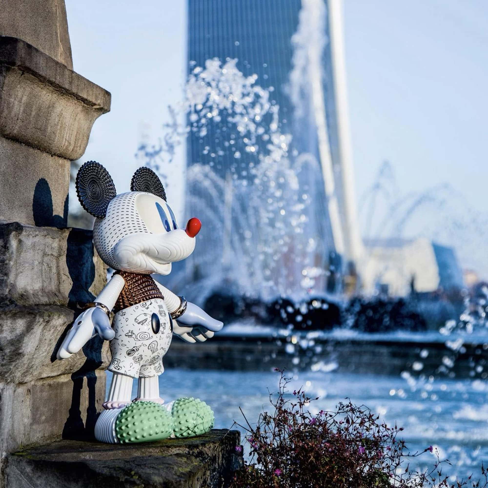 Mickey Forever Young Sculpture - bosa-ceramics-mickey-forever-young-3