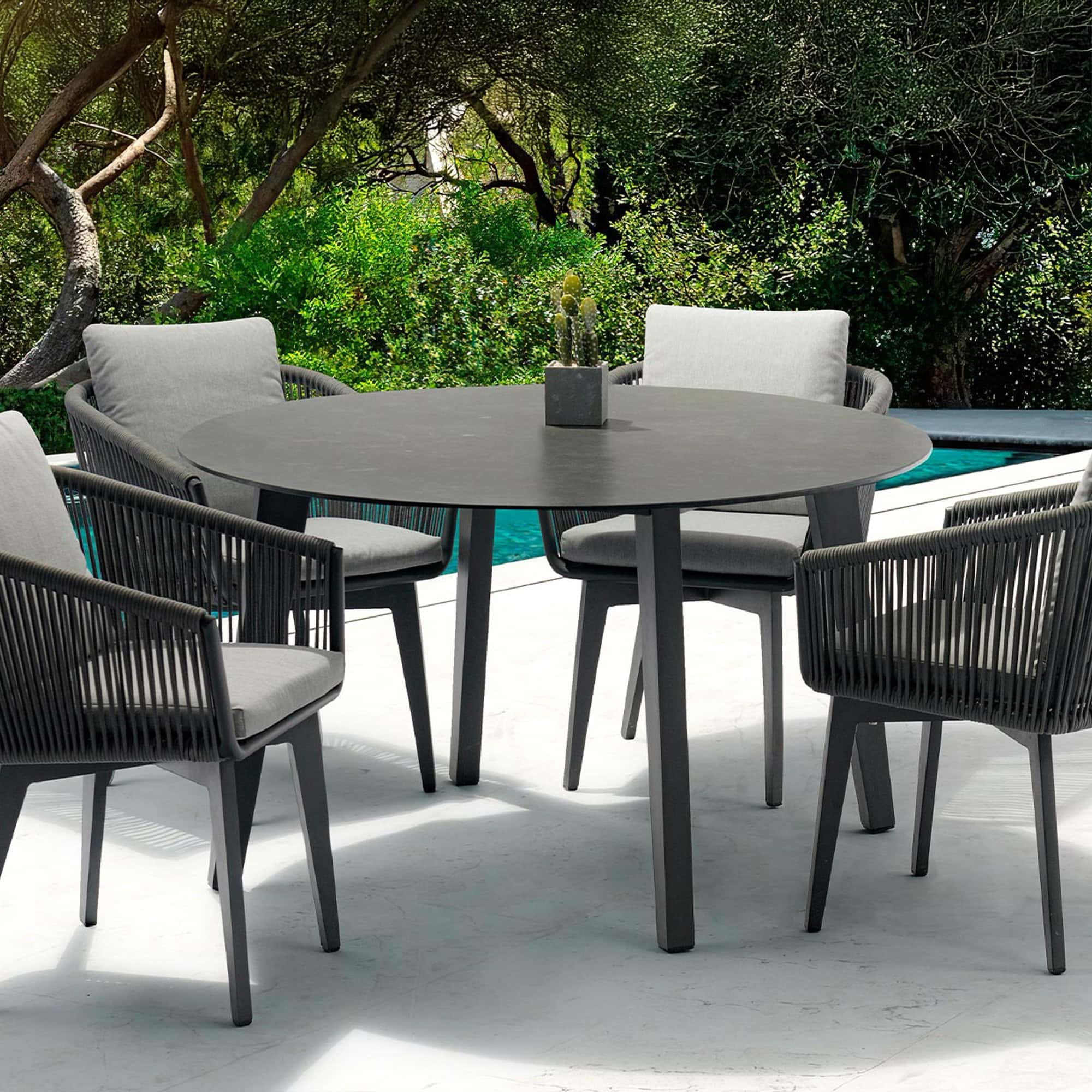 Diva Round Table - diva-round-table-1