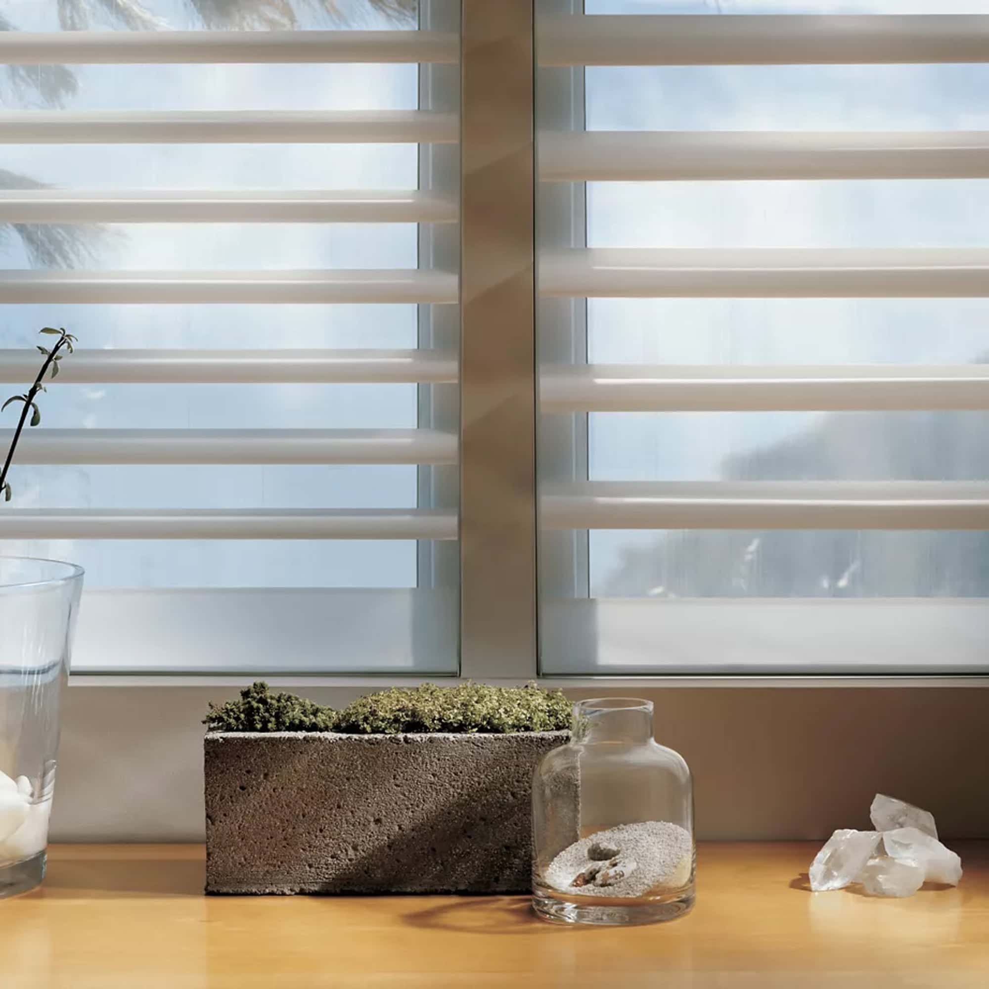 Pioruette Sheer Shades - hunter-douglas-pioruette-sheer-shades-1