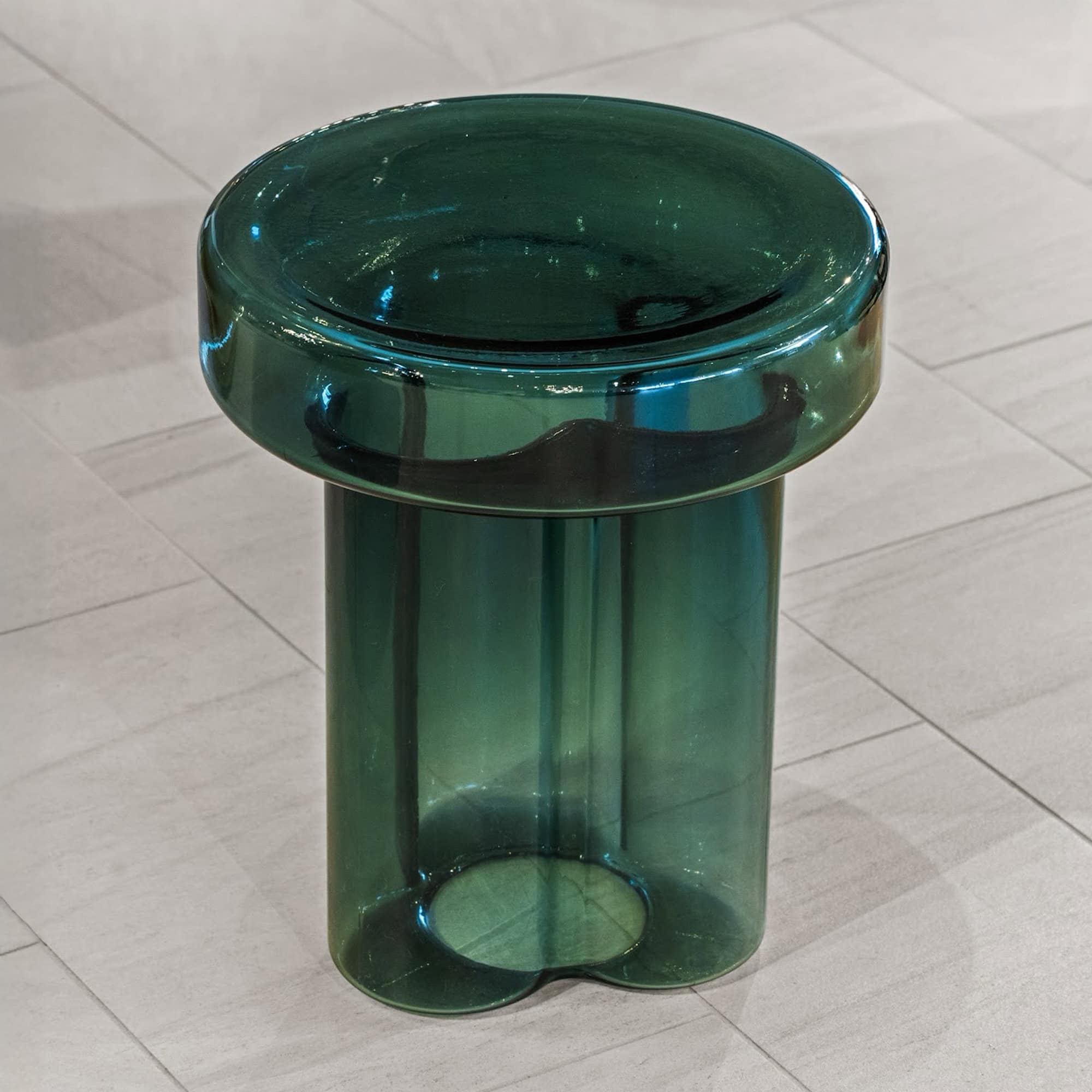 Soda Table - instock-miniformssodatable-2