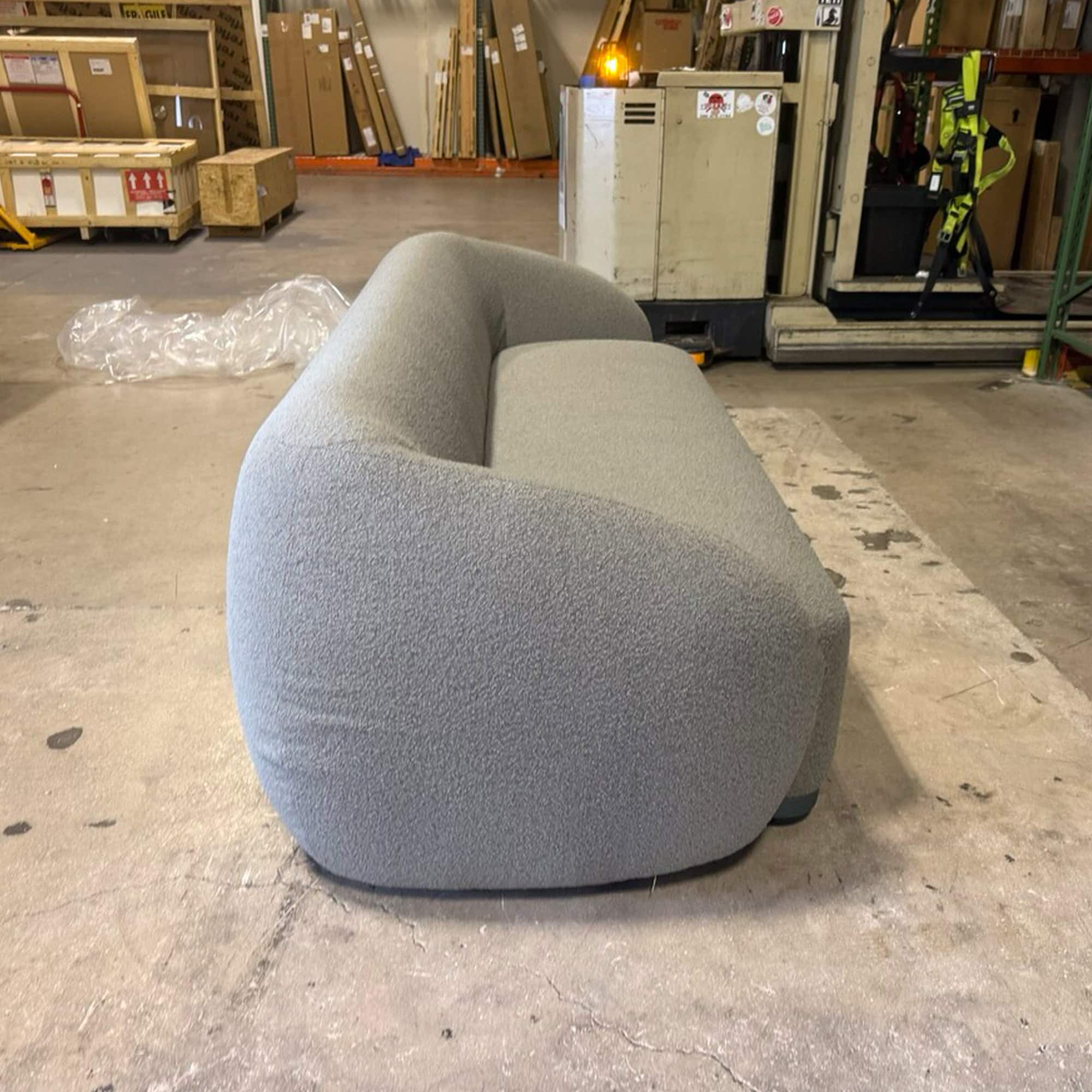 American Leather Athlea Fabric Sofa - clearance-americanleather-athleasofa-3