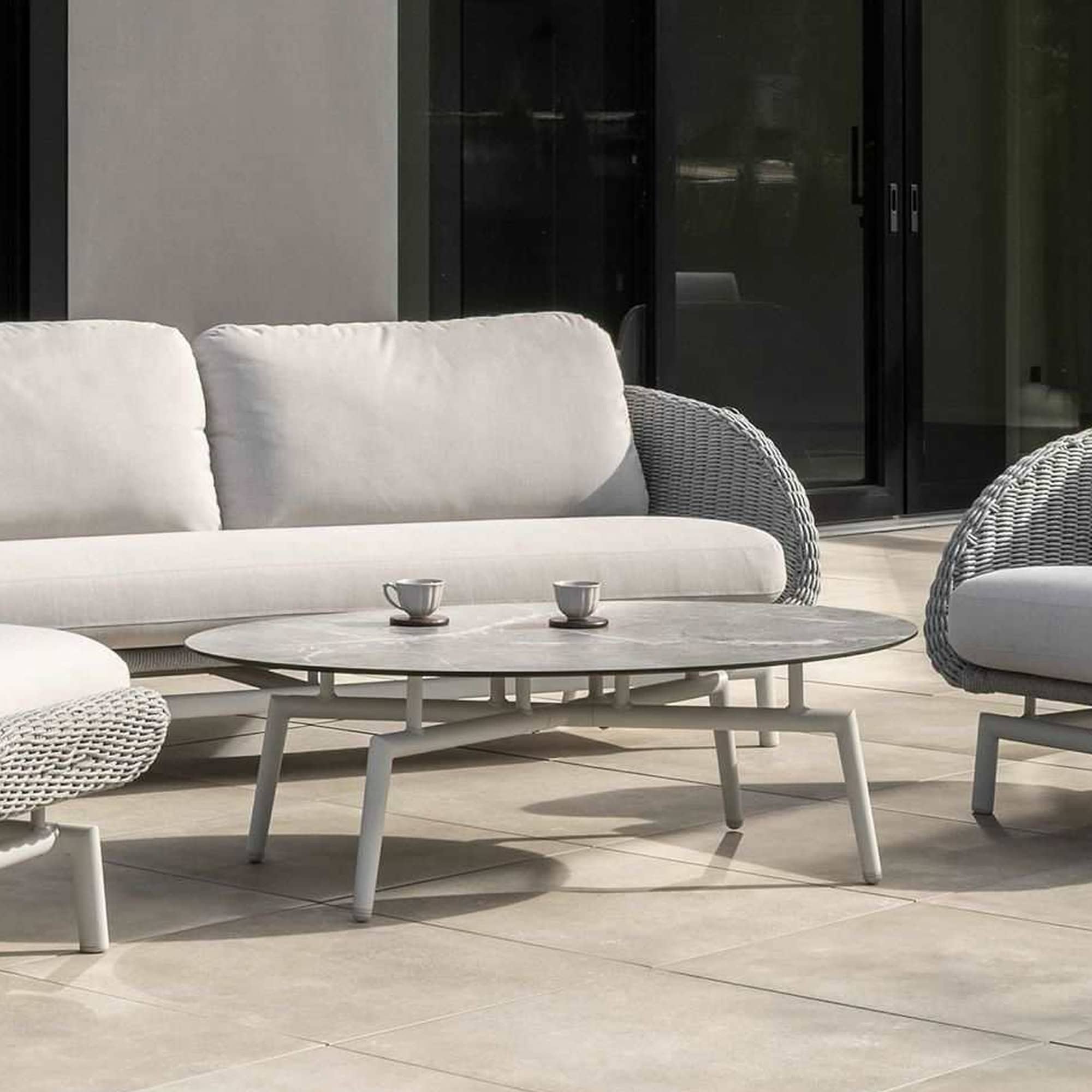 Lounge Coffee Table - couturejardin-scoopcoffeetable-8-1