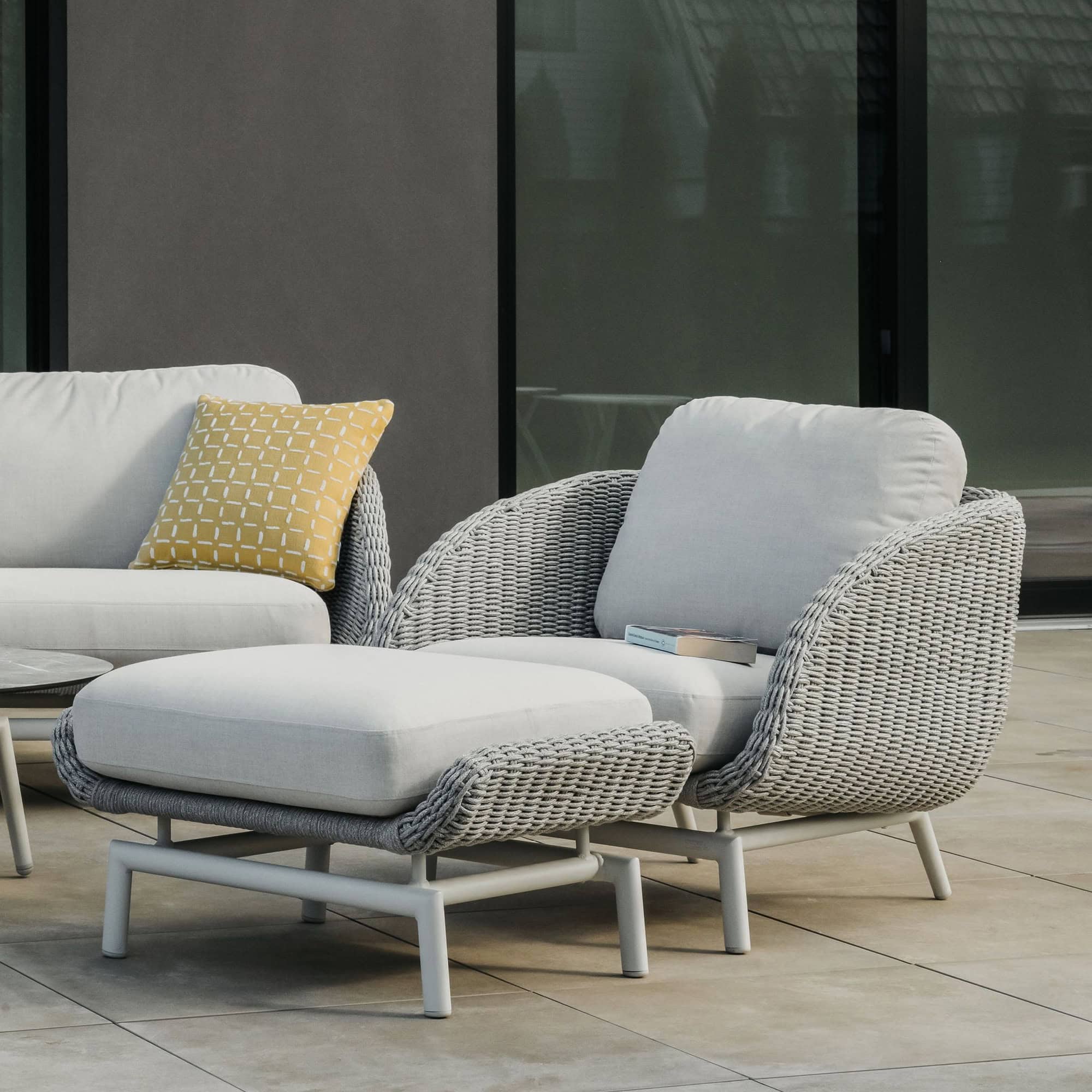 Scoop Ottoman - couturejardin-scoopottoman-3