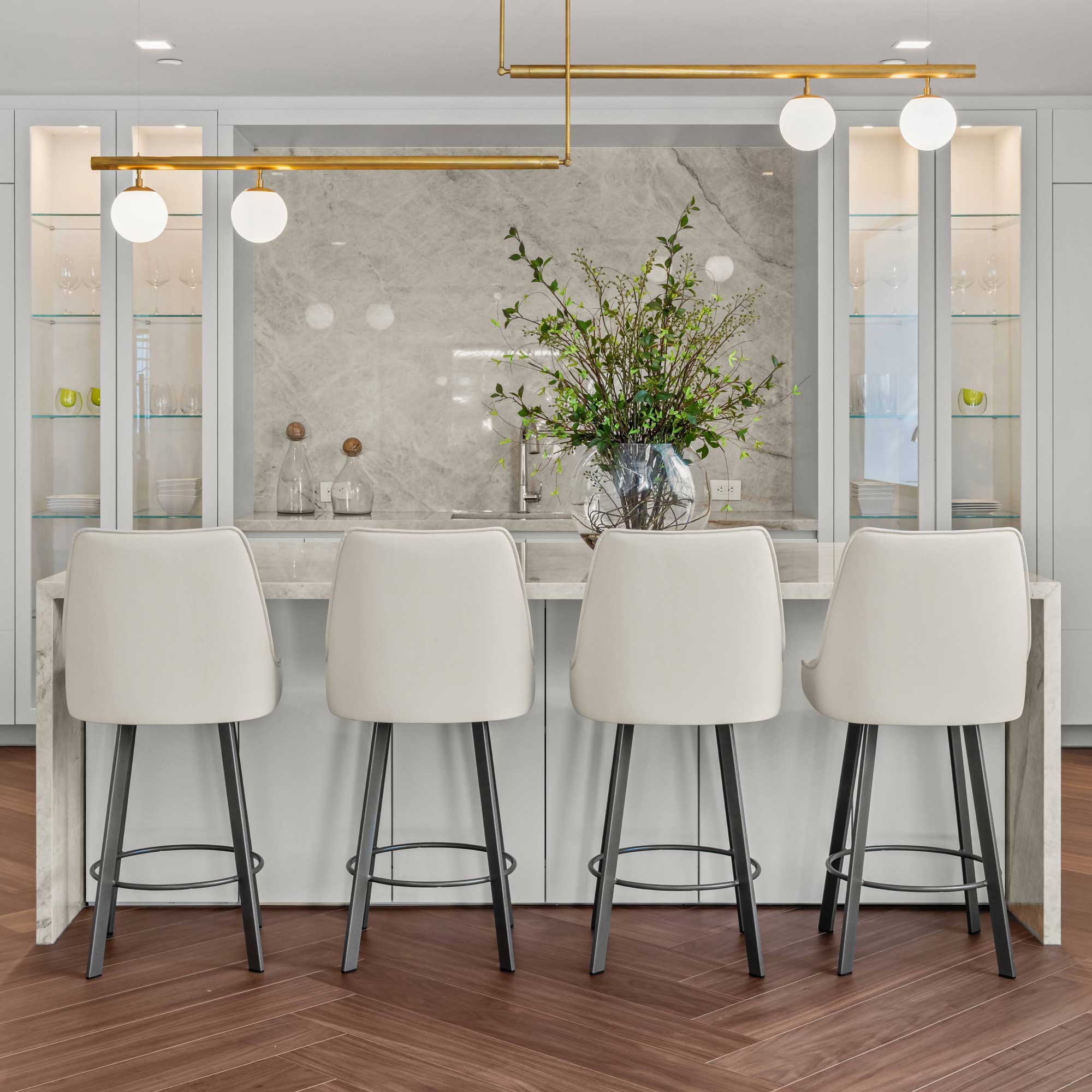 Designing for Comfort and Sophistication at Alina 220 8