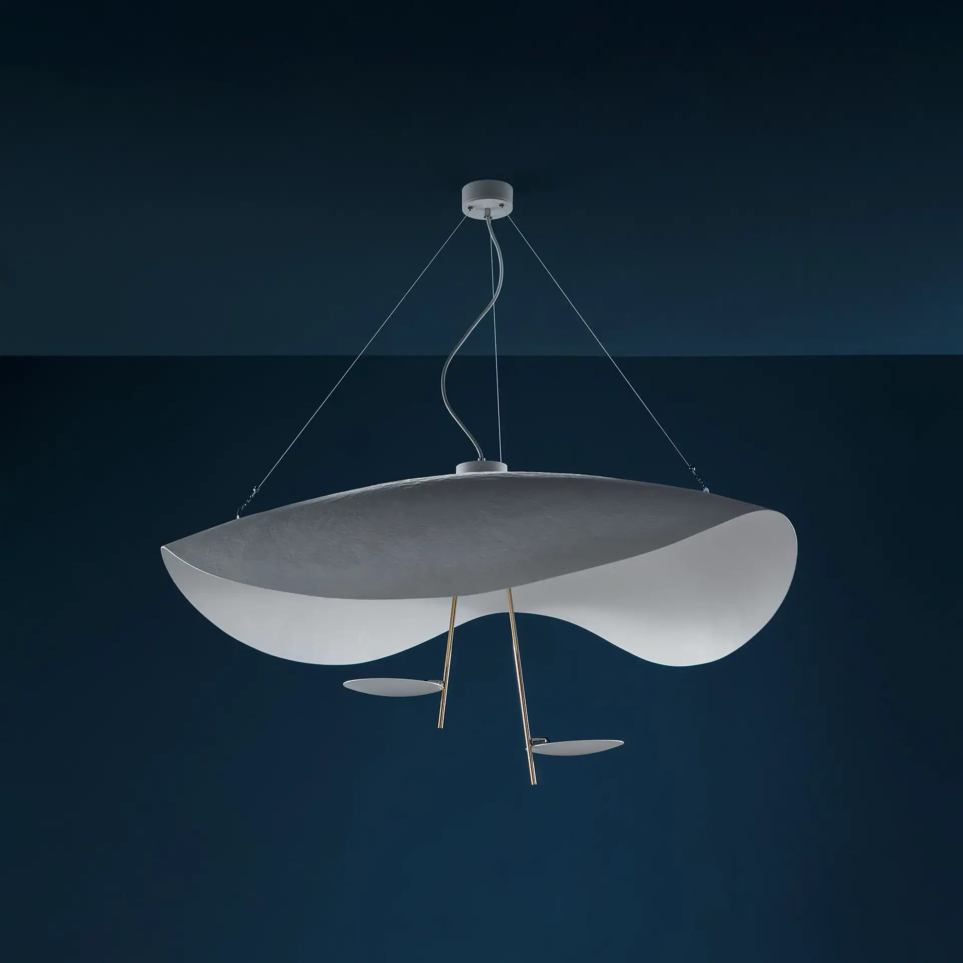 Lederam Manta S2 suspension pendant light with a sleek, modern design.