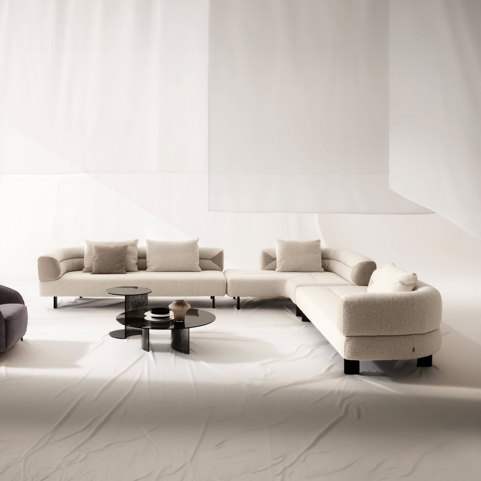 Modular sectional sofa for modern living rooms. Elegant, comfortable, customizable design by Sklar F.
