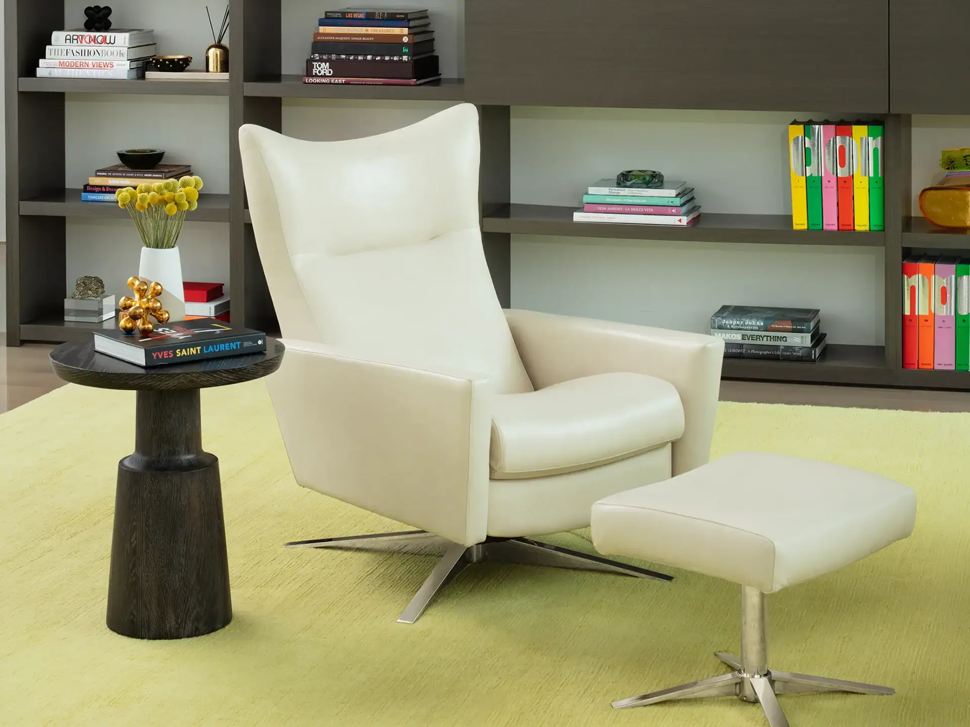 Elegant American Leather Stratus Large Chair for contemporary living spaces.